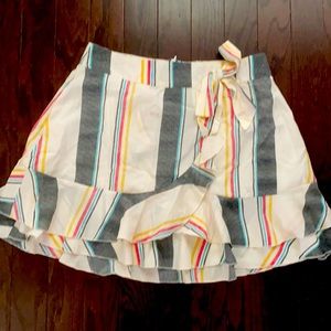 Striped tired skirt